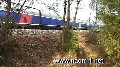 من می خواهم به استفاده از یک دانلودفیلم یکسی بررسی سوالات شگفت انگیز